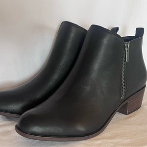 Lucky Brand’s brand new in box black Basel booties size 9.5W